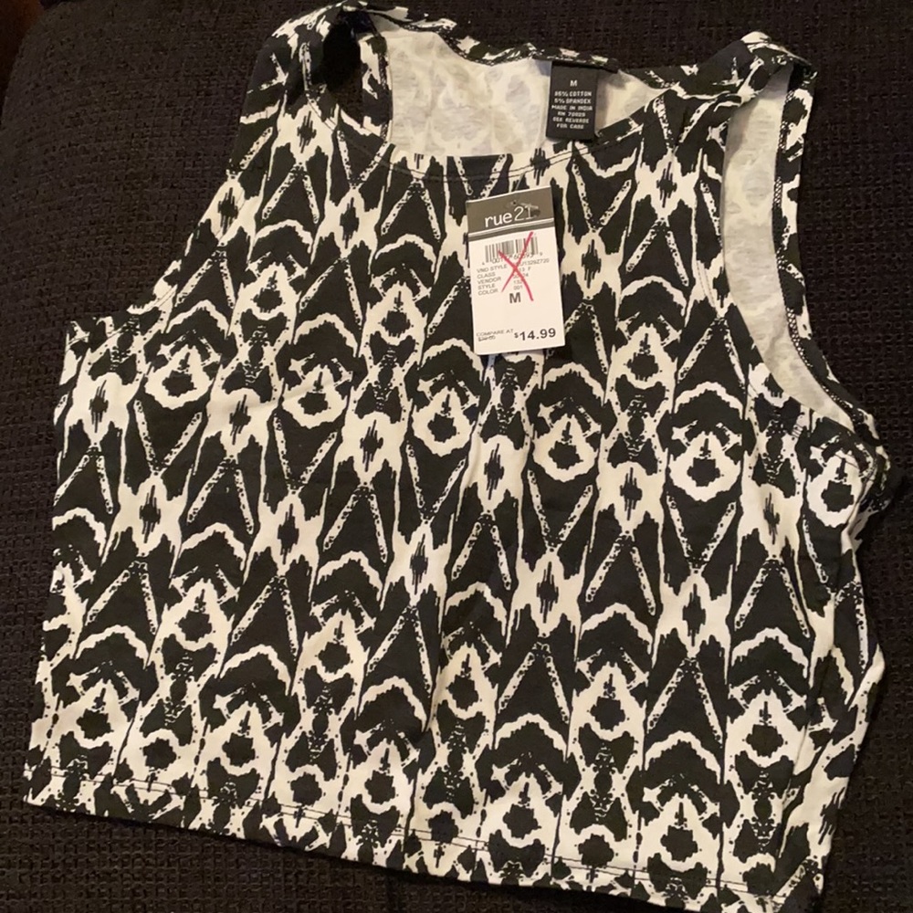 Rue 21 size medium crop top. NWT.